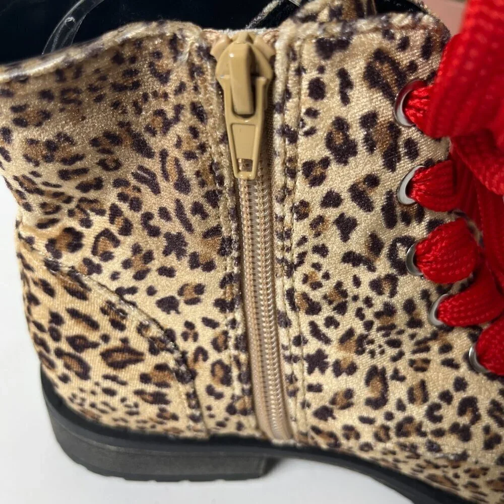 Dolce Vita Sophie Girl Leopardess Tan‎ Leopard Print Red with shoestrings Size 4